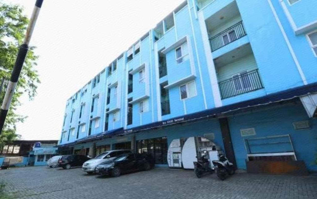 Reddoorz Near Mandaya Royal Hospital Puri Hotel Tangerang Eksteriør billede