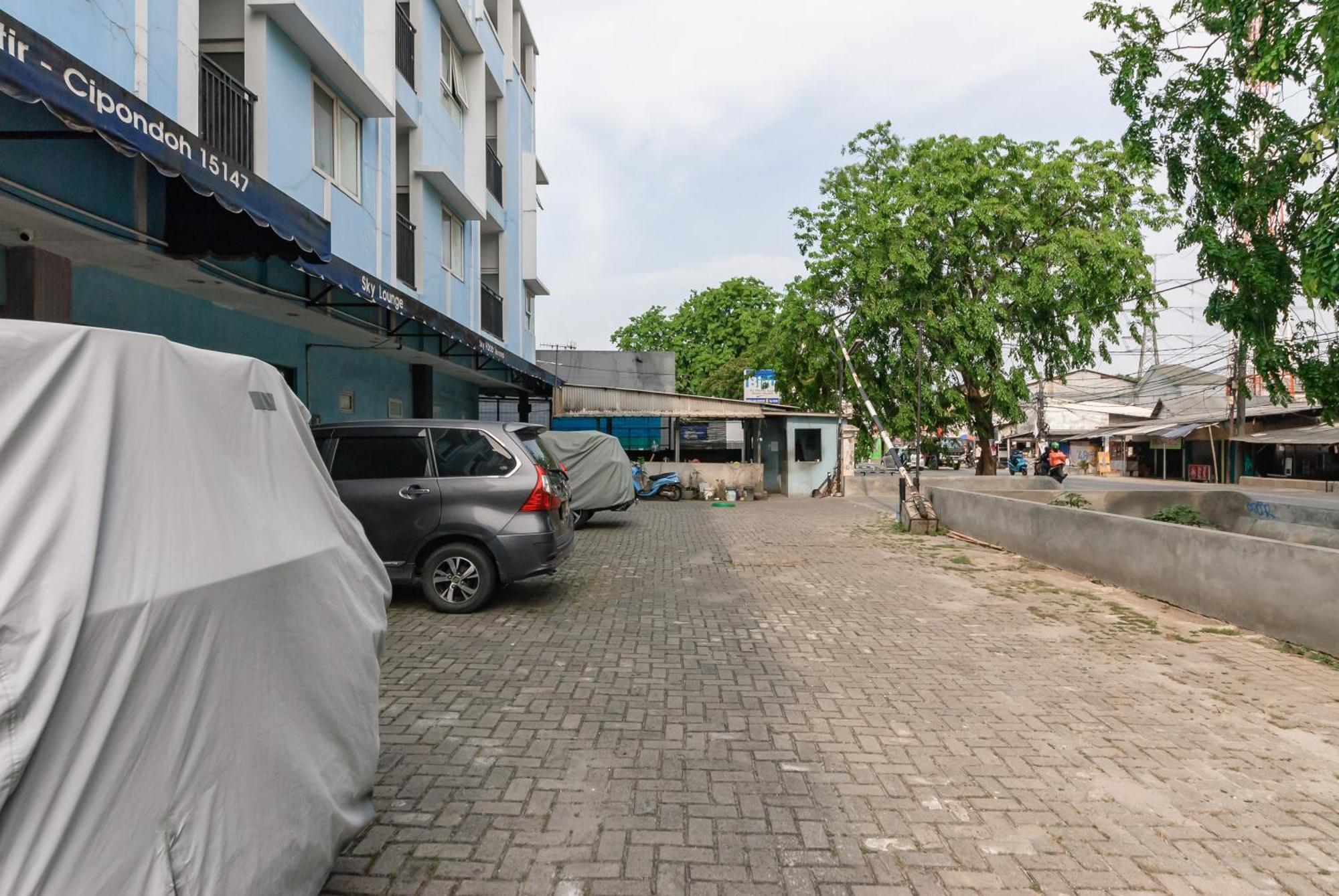 Reddoorz Near Mandaya Royal Hospital Puri Hotel Tangerang Eksteriør billede