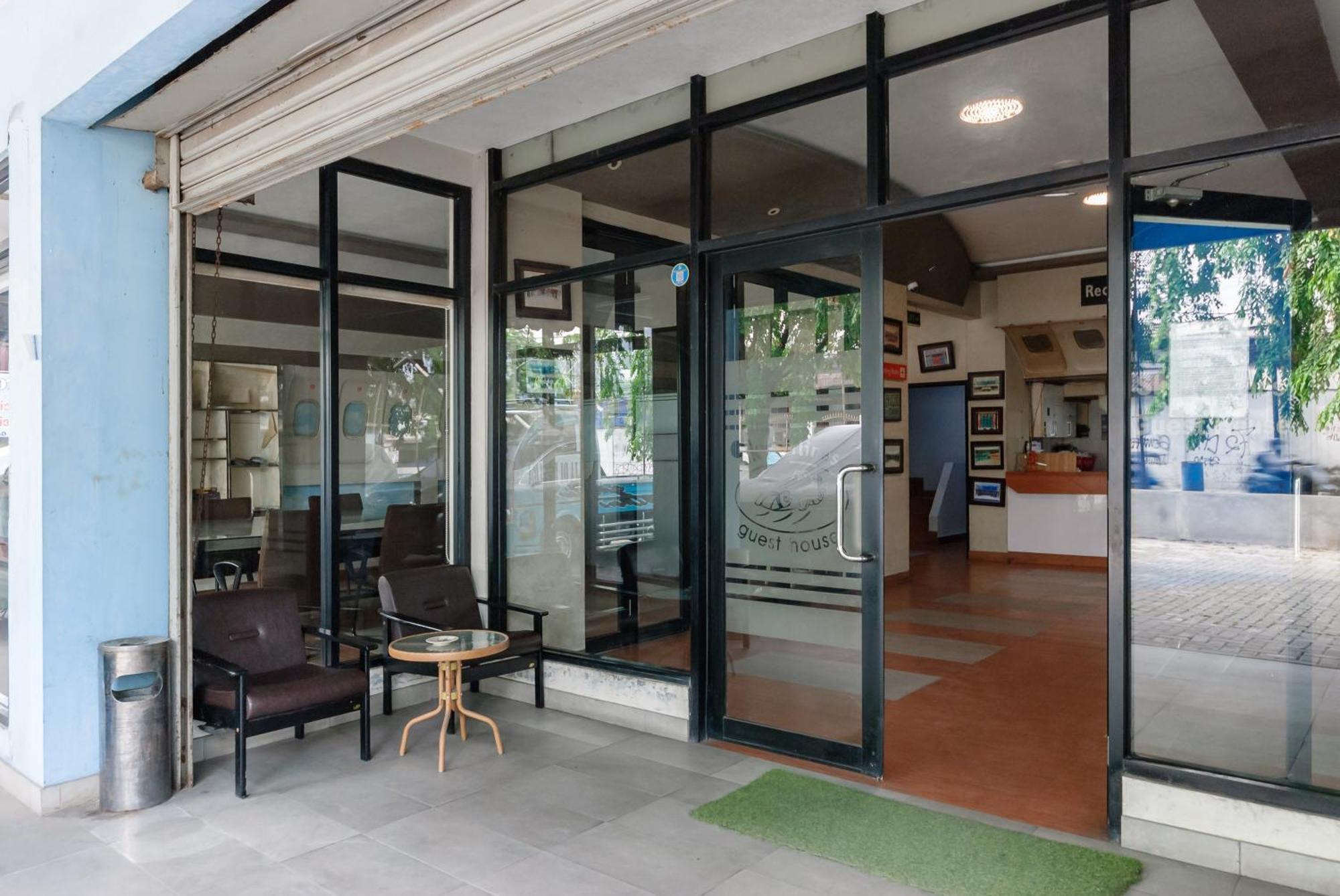 Reddoorz Near Mandaya Royal Hospital Puri Hotel Tangerang Eksteriør billede